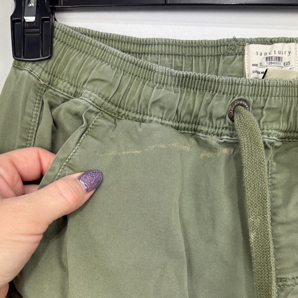 Sanctuary Olive Women's Cargo Joggers. Size Small - Picture 3 of 8